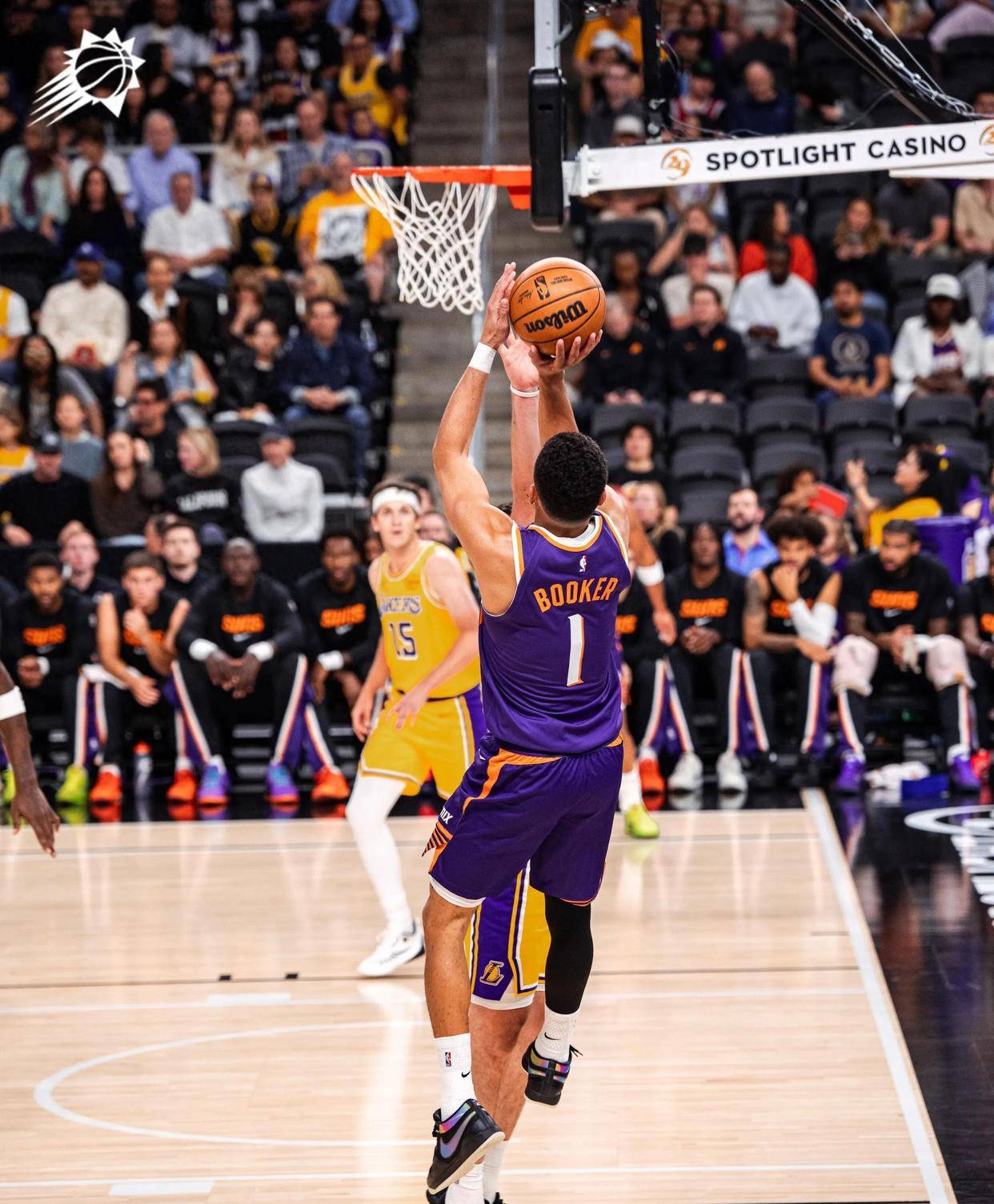 湖人B队强势日本男篮，莫兰特送出助攻