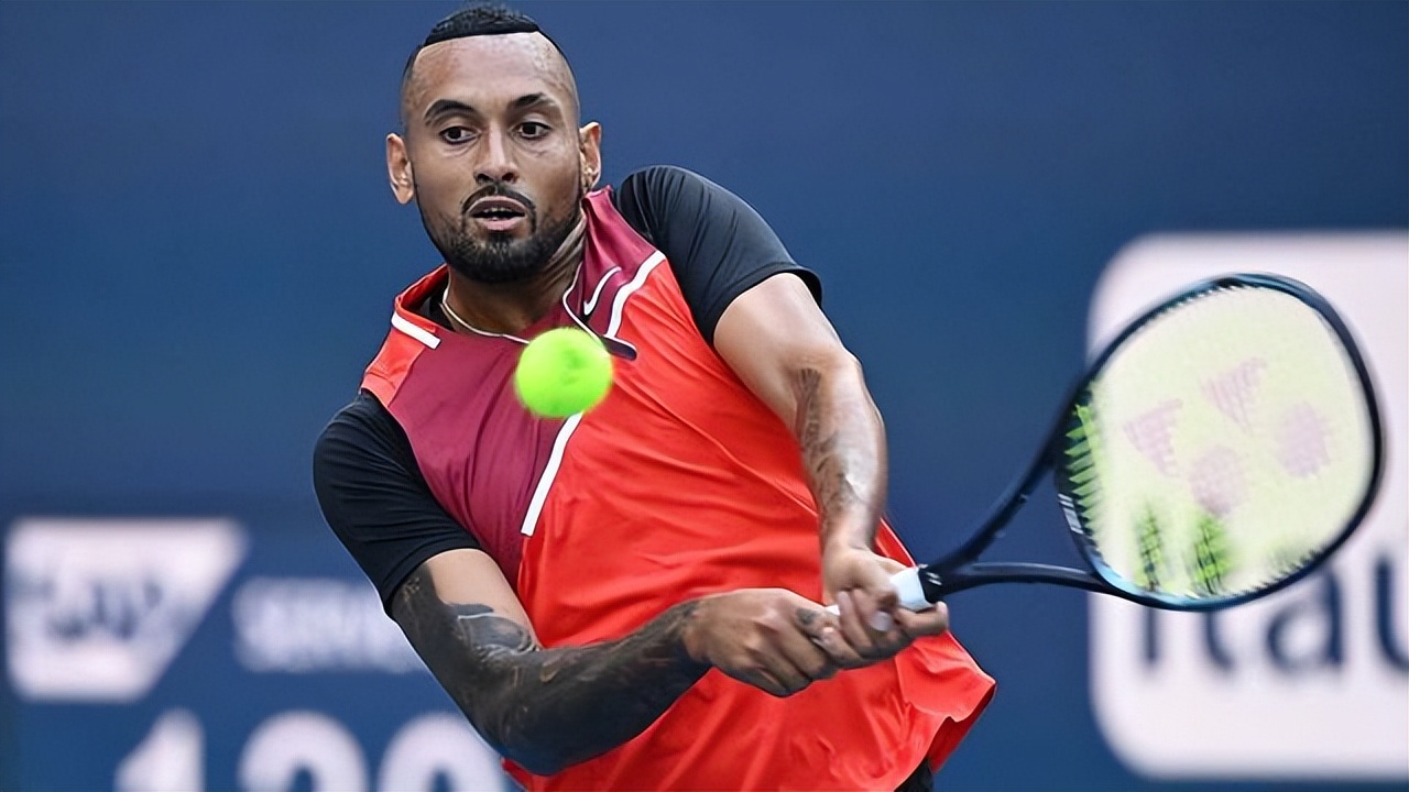 意大利网球队翻盘欧洲网球队，瓦林卡三分雨点燃全场