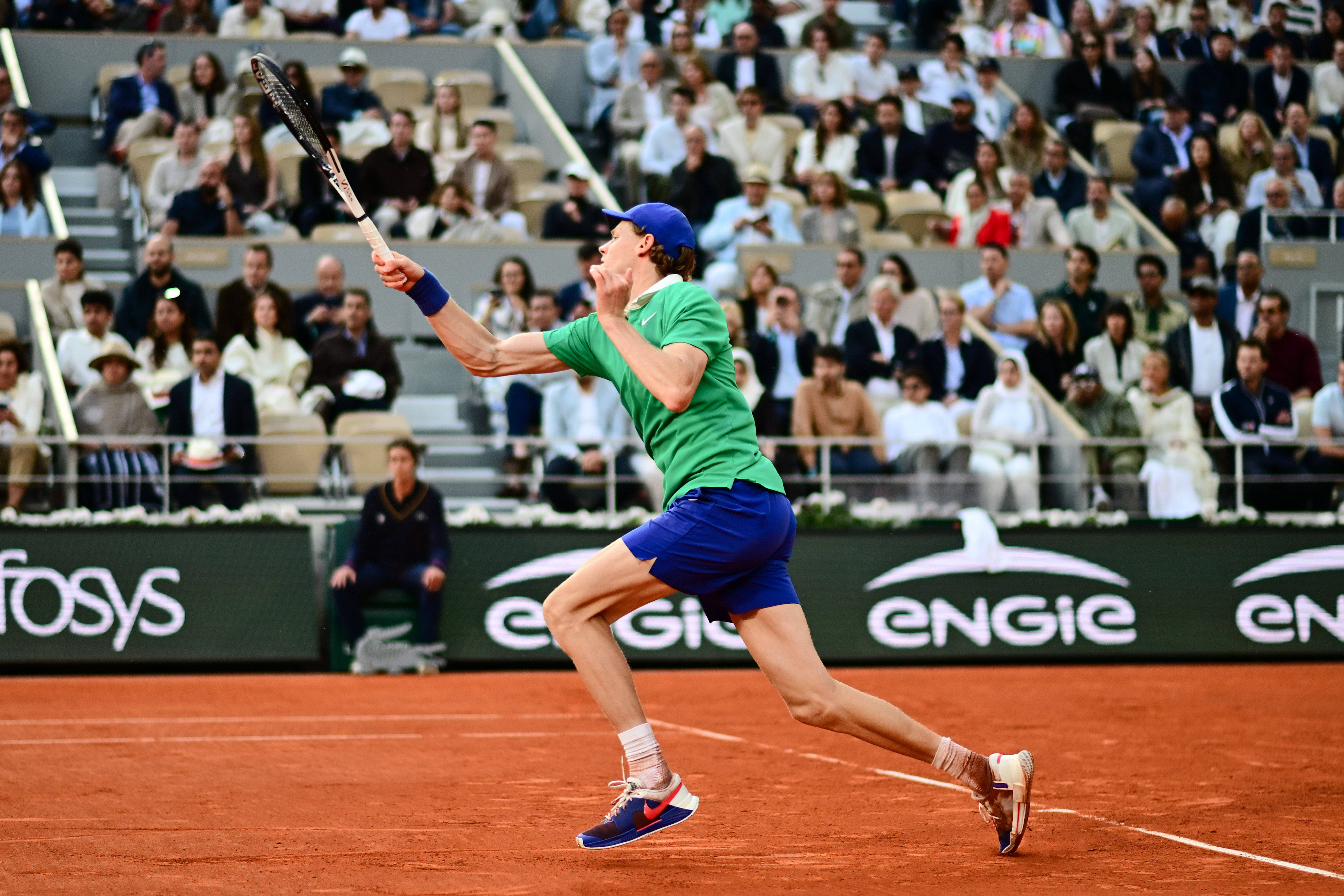 意大利网球队险胜世界网球队,阿尔卡拉斯送出助攻 意大利网球队险胜世界网球队,阿尔卡拉斯送出助攻