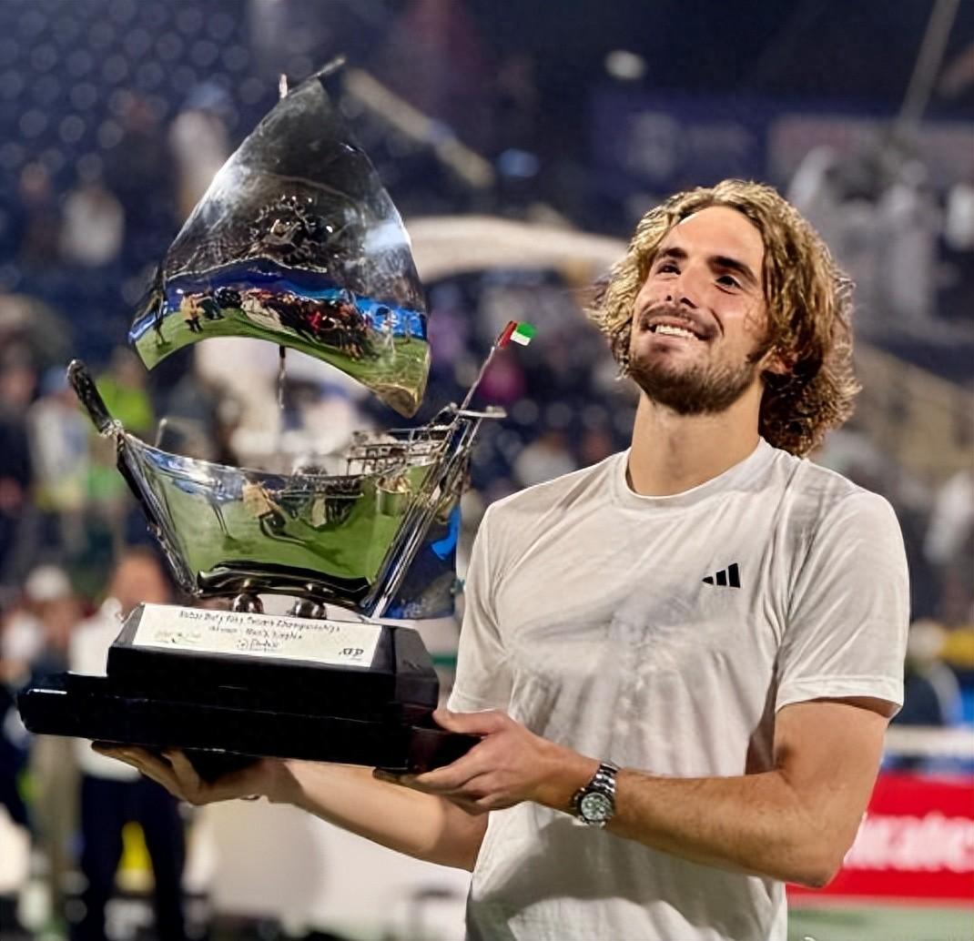 德国网球队绝地反击日本网球队，西西帕斯送出助攻