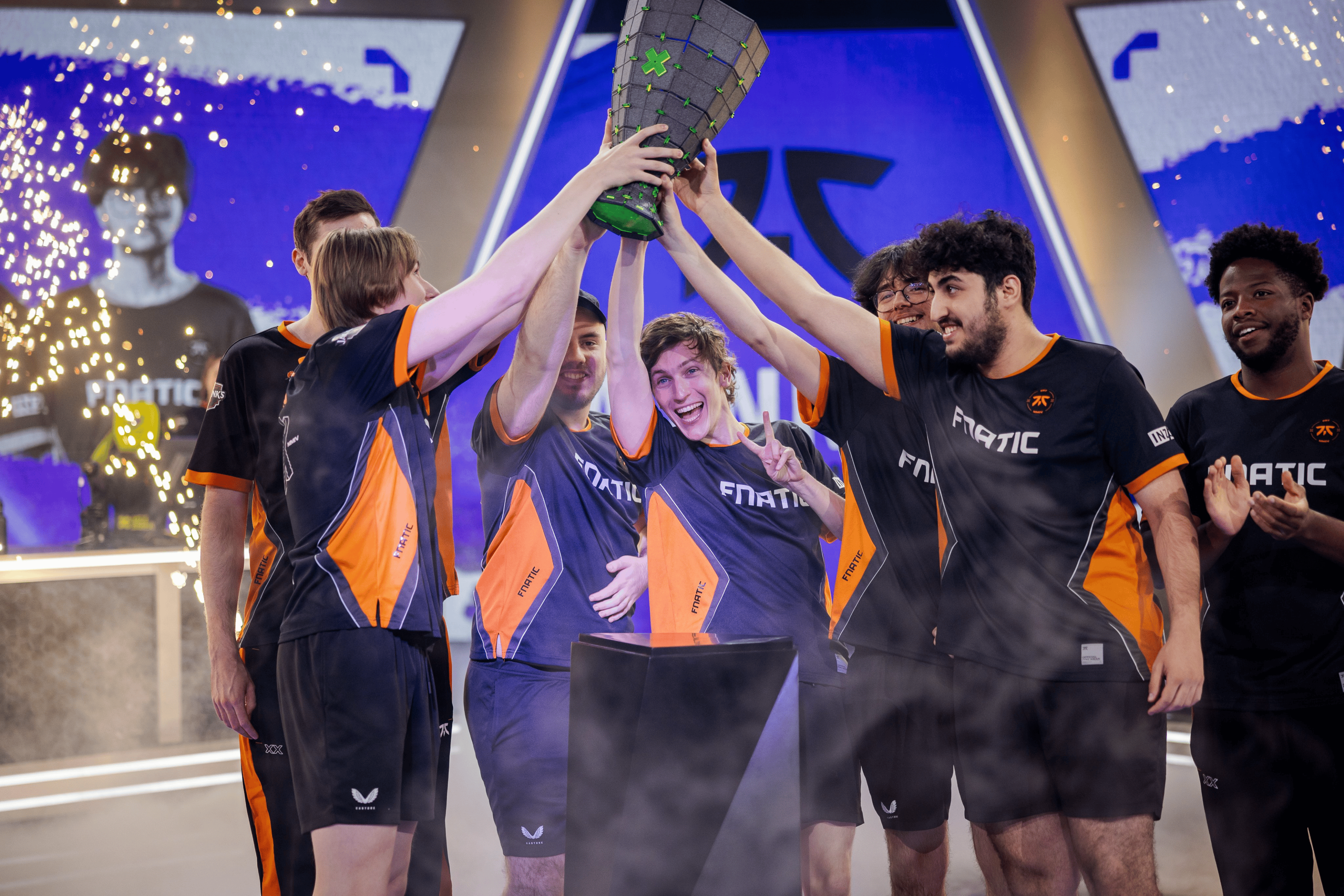 FNC完胜BLG，Ssumday惊艳世界