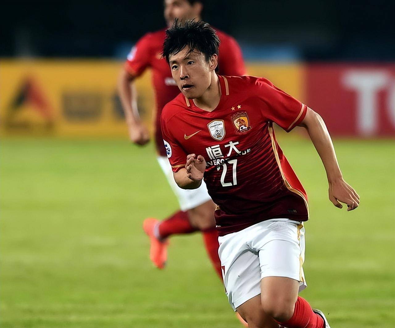 江苏队横扫青岛队，范弗利特高光表现