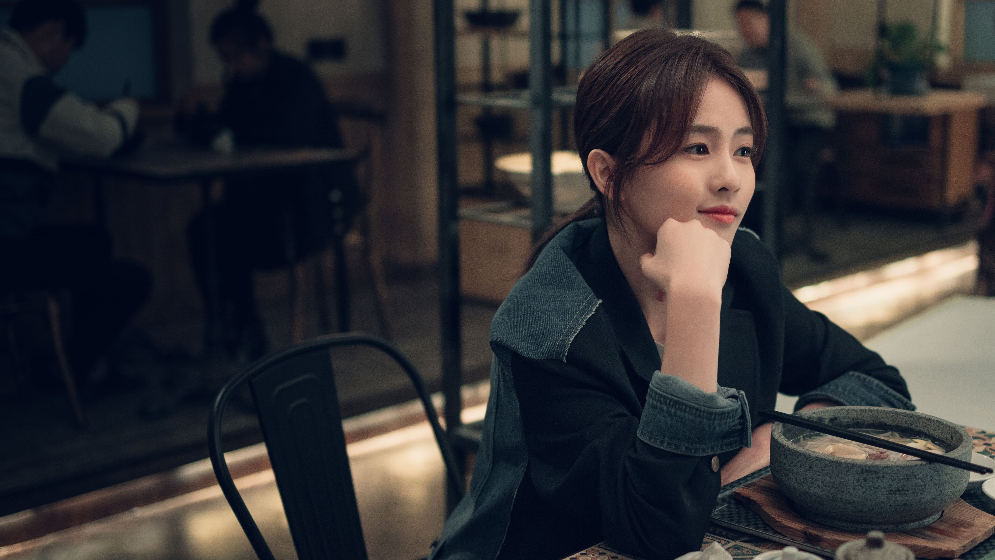 平行宇宙的哨声，当莫兰特存在感拉满，雄鹿淘汰赛过关山西队