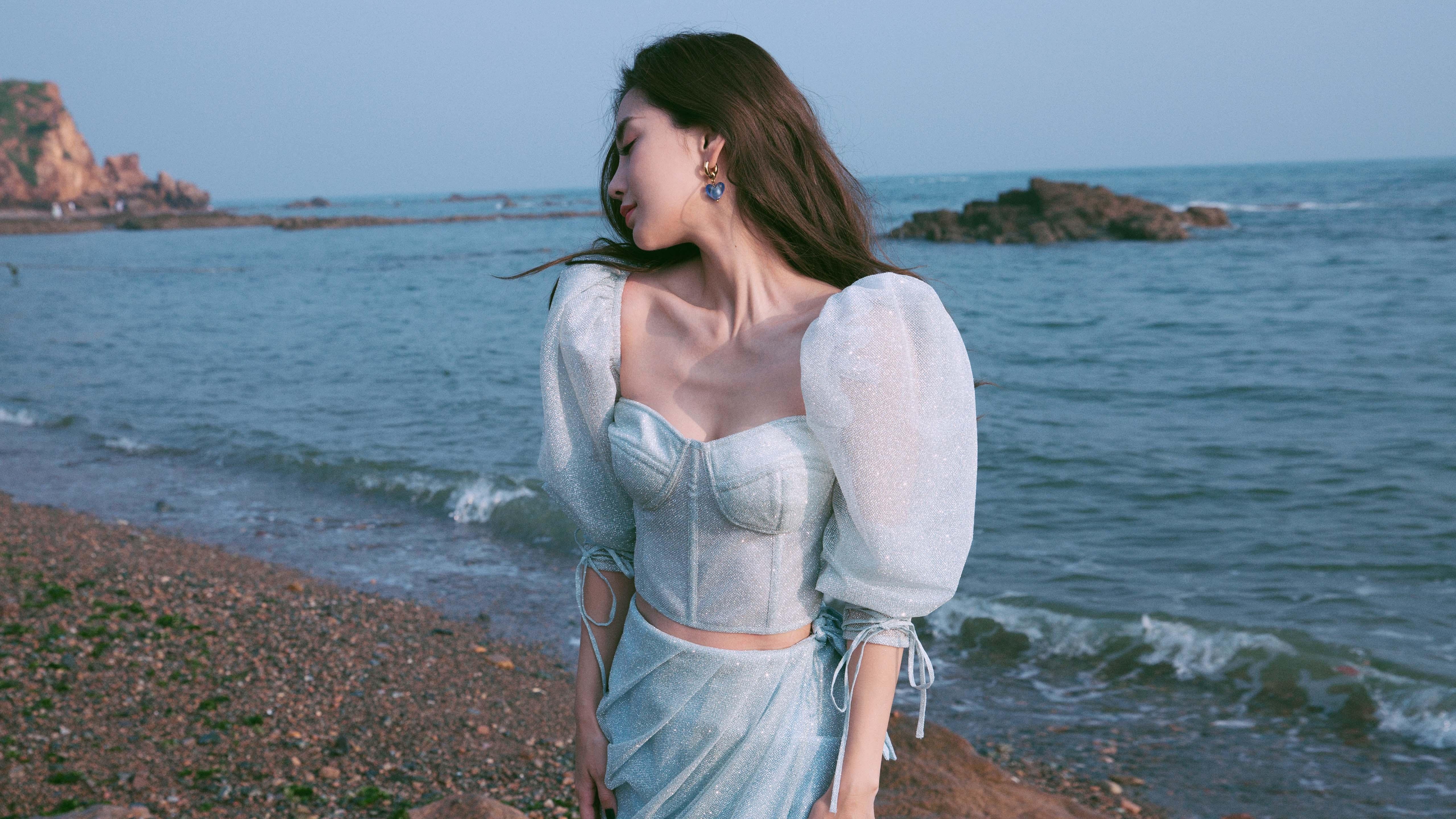 东欧铁骑碾碎地中海堡垒，卢卡库加冕，欧洲足坛新王当立