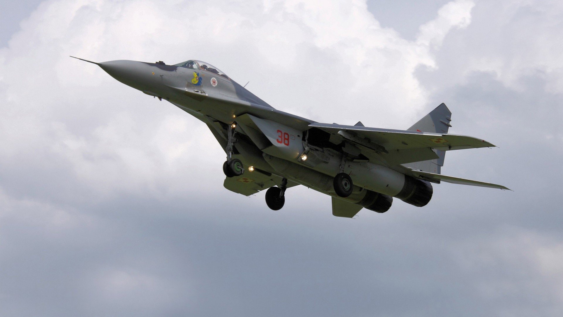 跨越太平洋的孤胆英雄,詹姆斯爆发助步行者绝境逆转深圳队